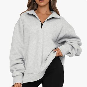 Amazon Women's Light Gray Half-Zip Sweatshirt
